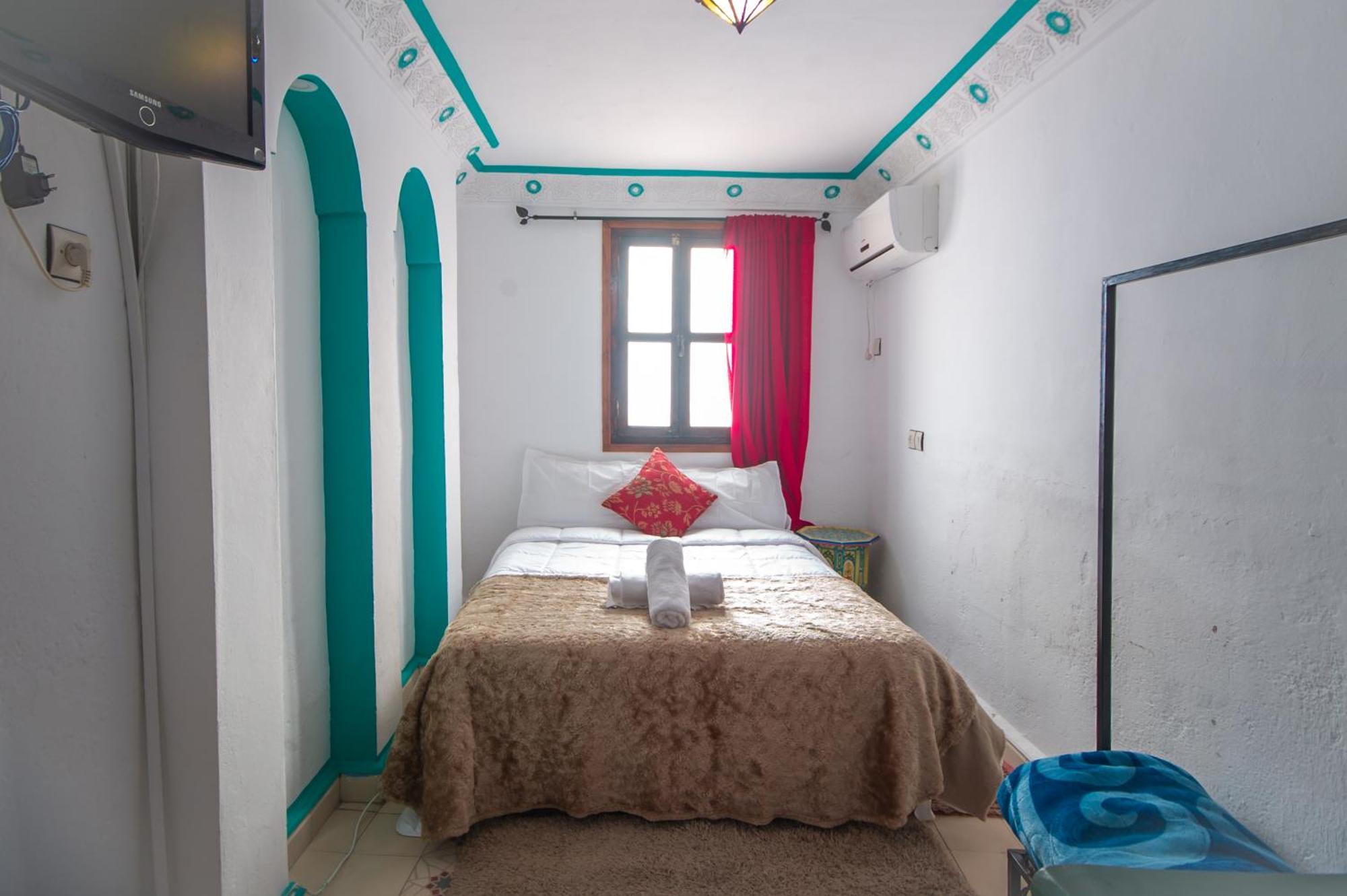 Dar Chourafa Riad Чефчауен Екстериор снимка